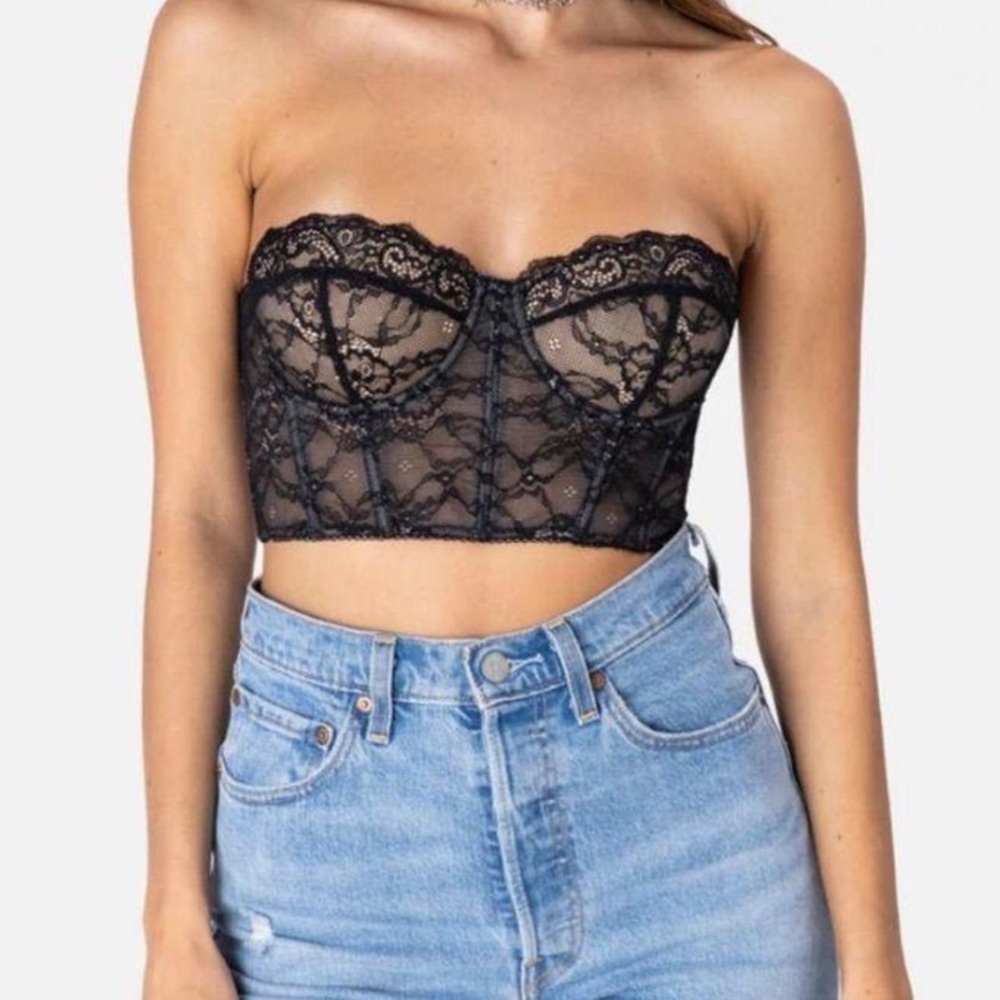 Adika Lace Corset Crop Top
